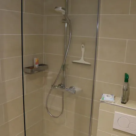 Hyeres-presqu'ile De Giens-la Capte * Йер